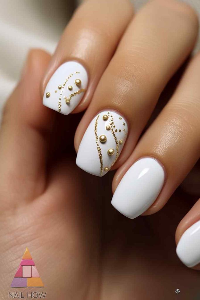 IMG 52 9 https://nailhow.com/short-white-nail-designs-to-love/