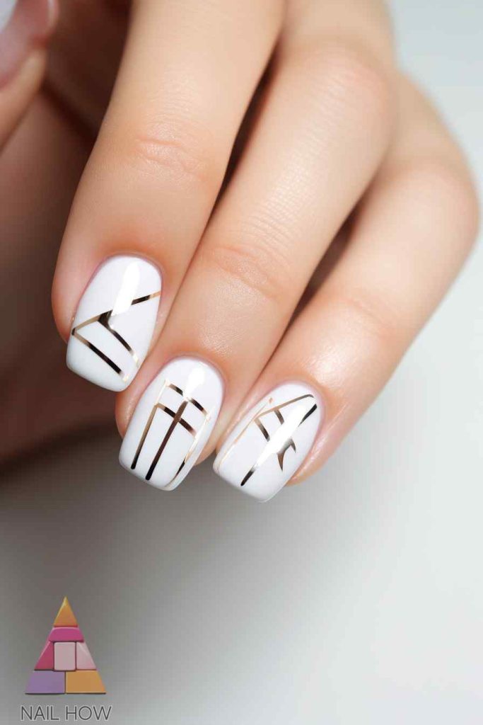 IMG 69 2 https://nailhow.com/short-white-nail-designs-to-love/