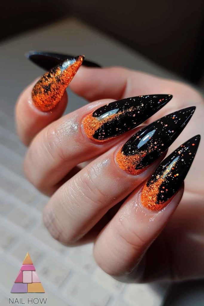 Halloween Nail Art Extravaganza: From Spooky to Sophisticated 44 halloween nails 27 https://nailhow.com/halloween-nail-art/